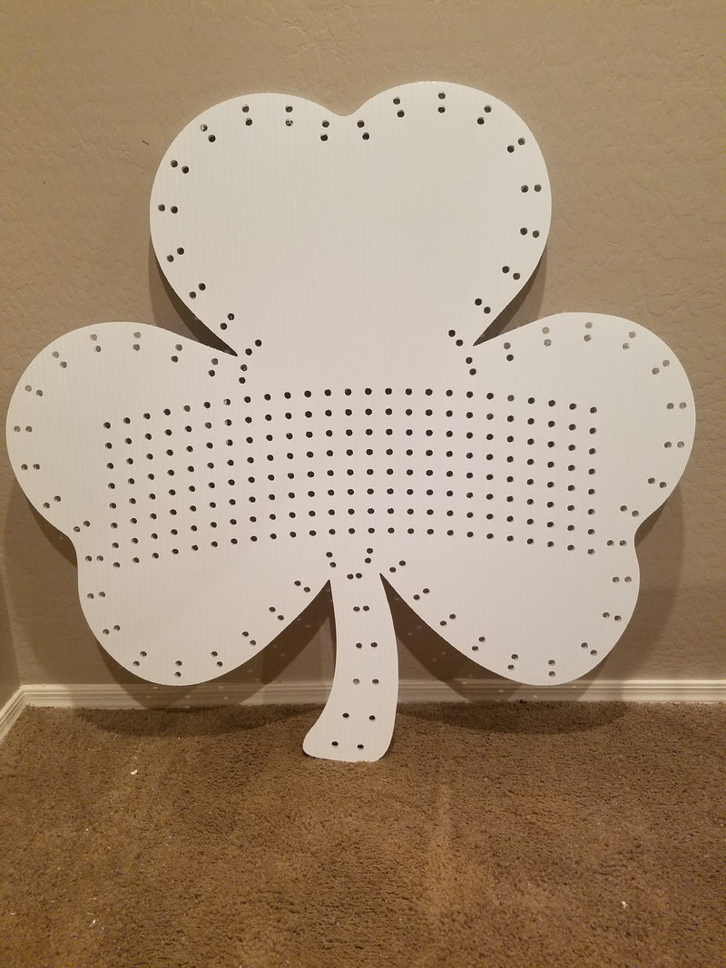 St. Patricks Day Shamrock (47 Inch) - Gilbert Engineering USA