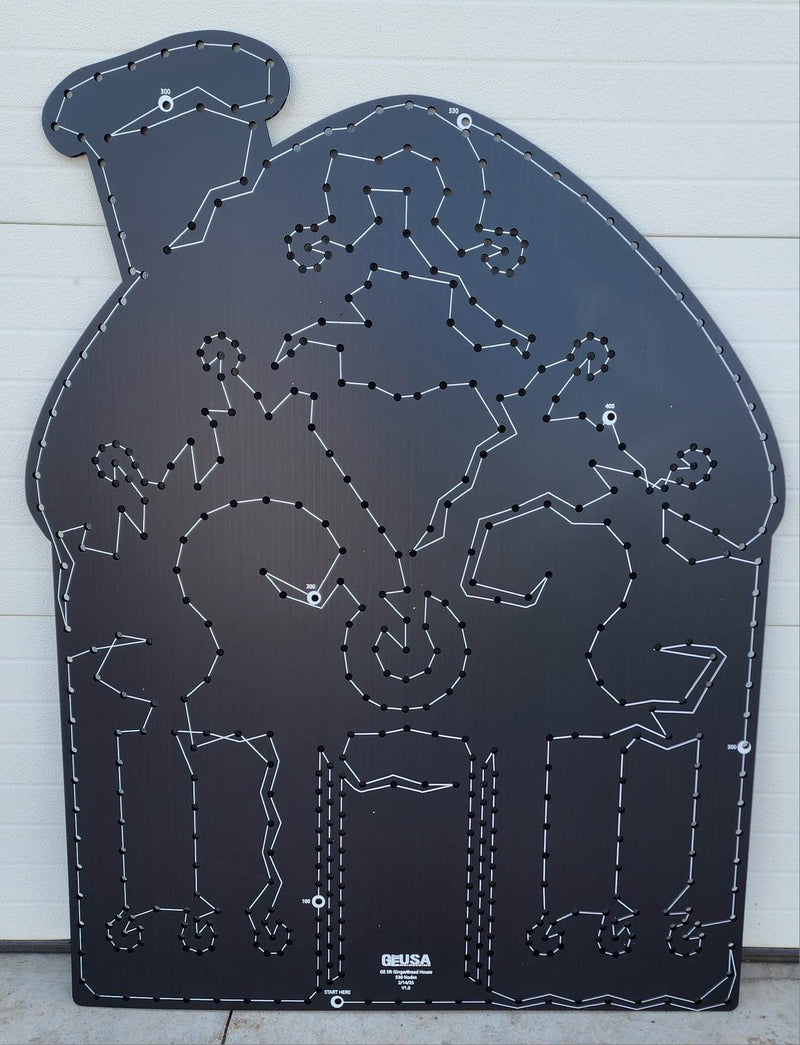 Gingerbread House - 5ft - Black / With wiring - Pixel Props