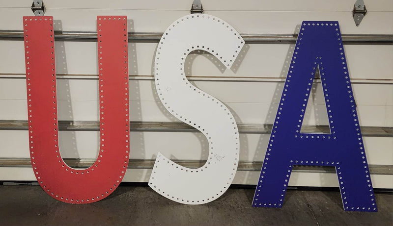 IMPRESSION - USA - Small / Red - White - Blue - Pixel Props