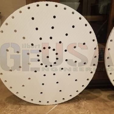 Spinners 20’’ - 47’’ - 20’’ - 85 node / White - Pixel Props